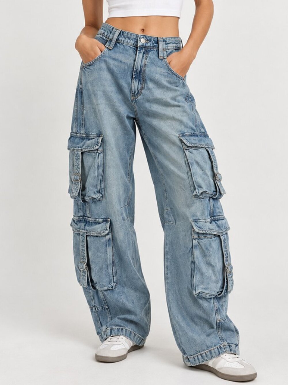 ZARA Cargo Barrel Leg Jeans Medium Wash Size M